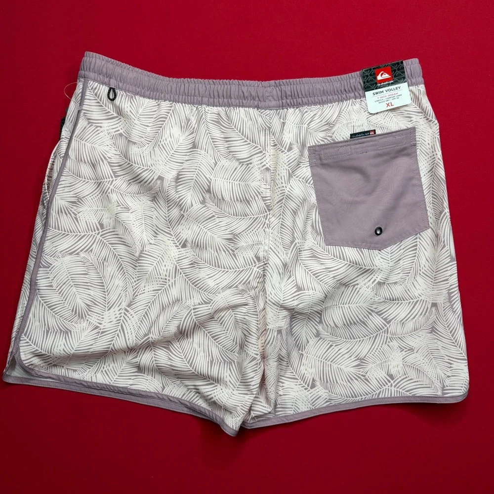 NWT Quiksilver Mens Swim Volley Shorts XL Rosewater Palm Print 7 Inch